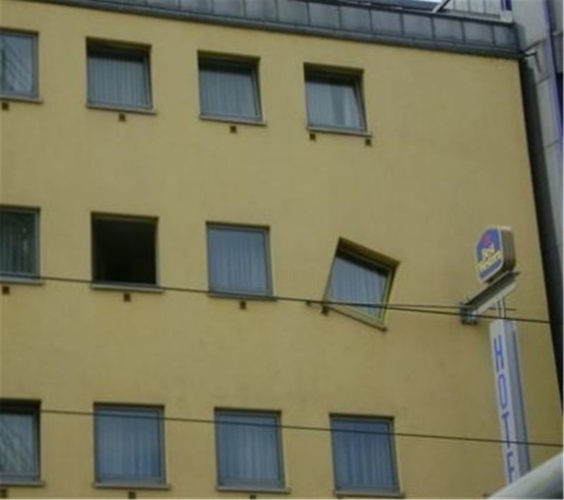 bc9ad2ebengineeringbuildingfails9.jpg